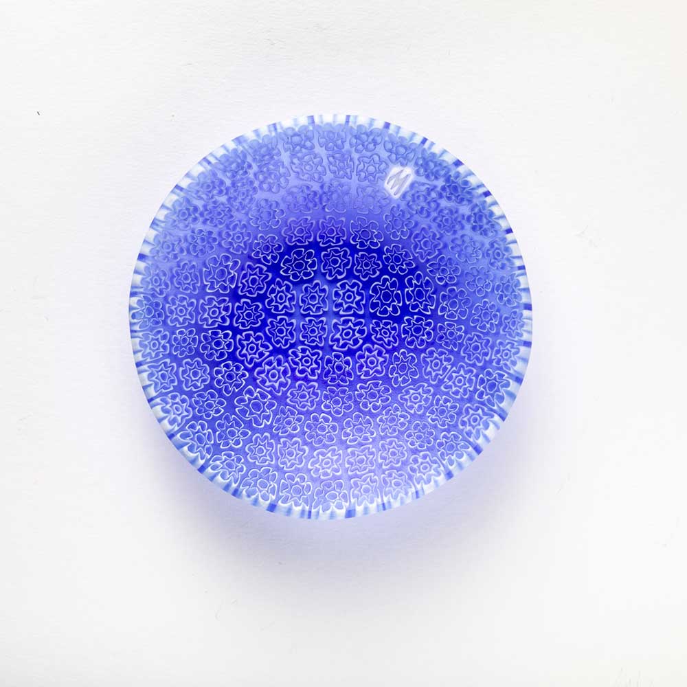 Ercole-Moretti-Classic-collection-piatto-con-murrine-in-vetro-di-Murano-glass-murrina-plate-Basic_8_53_2.jpg Sky Whisper plate in blue Millefiori Murano glass ø 8 cm - Image 1