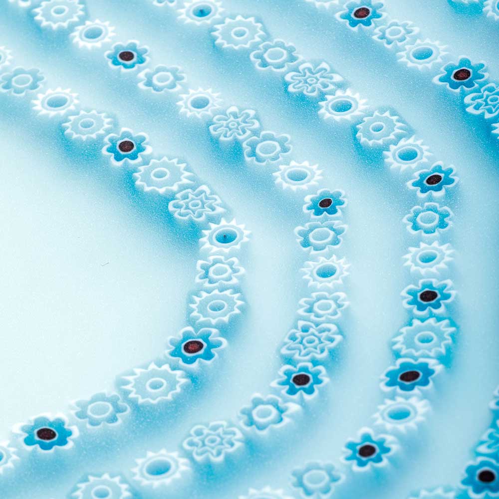 Ercole-Moretti-Design-collection-piatto-di-design-in-vetro-di-Murano-glass-designer-plate-Circles_25_216_3.jpg Circles d'eau plate in blue Millefiori Murano glass ø 25 cm - Image 1