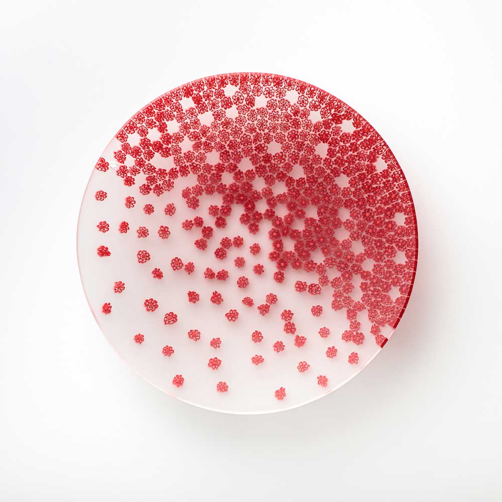 Ercole-Moretti-Design-collection-piatto-di-design-in-vetro-di-Murano-glass-designer-plate-vent-de-printemps-VDP_19_Red_2.jpg Vent de Printemps plate in red Millefiori Murano glass ø 19 cm - Image 1