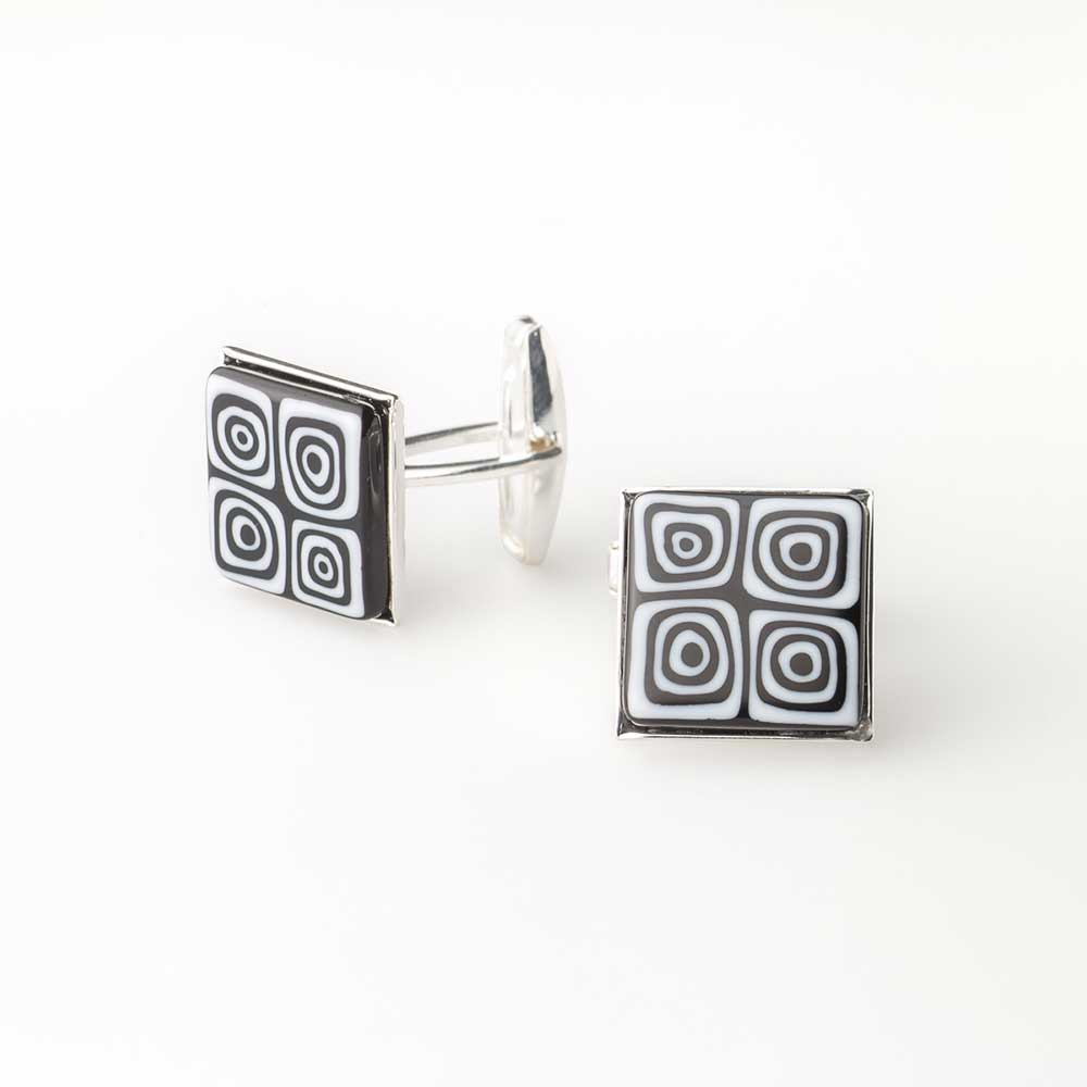Ercole-Moretti-Garcon-collection-gemelli-per-camicia-in-murrine-glass-cufflinks-optical-illusion-10151GEM_66_1.jpg Gemelli Optical Illusion argentati con murrine multicolor - immagine 1