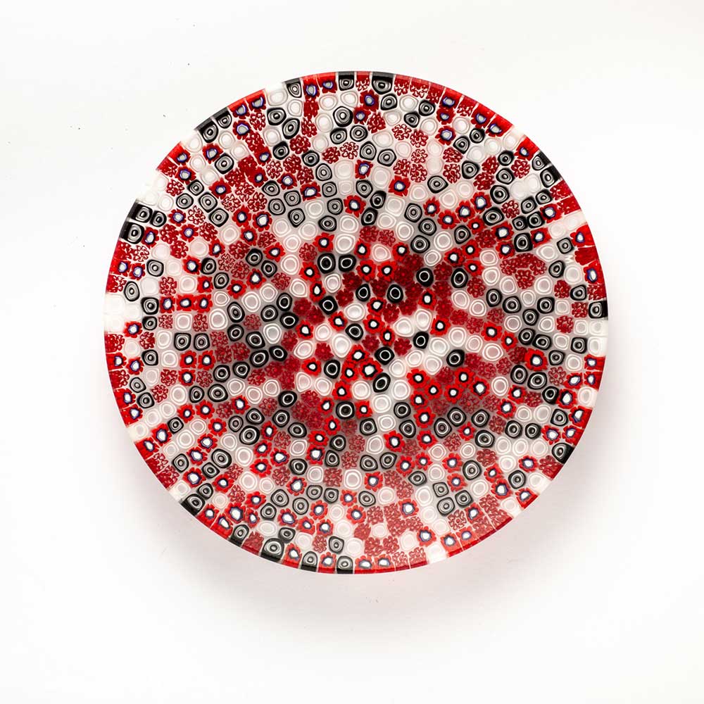 Ercole-Moretti-Gibigiana-collection-piatto-con-murrine-in-vetro-di-Murano-glass-murrina-plate-lady-bug-Basic_19_220_2.jpg Piatto Lady Bug in murrine rosse ø 19 cm - immagine 1