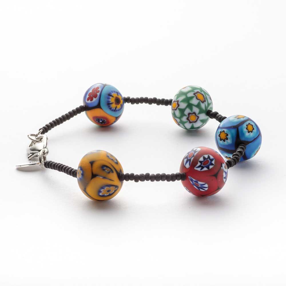 Ercole-Moretti-Murano-Charms-collection-bracciale-in-vetro-di-murano-glass-bracelet-Millefiori-202218_BR_MIX_1.jpg Bracelet with Millefiori Murano glass beads and conteria - Image 1