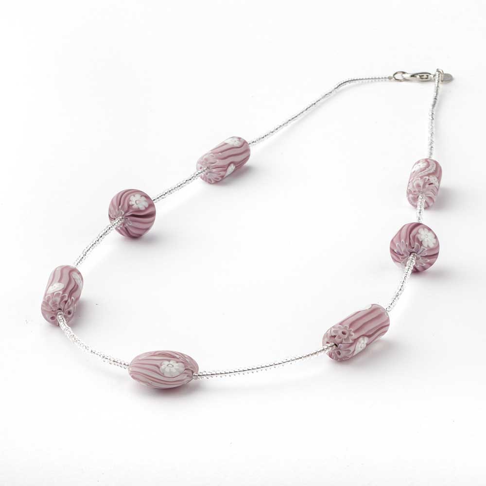 Ercole-Moretti-Venetian-Decollete-collection-collana-in-perle-in-vetro-di-Murano-pearl-glass-necklace-Flower-Escape-202429_70_2_1.jpg Flower Escape pink Murano glass necklace 70 cm - Image 1