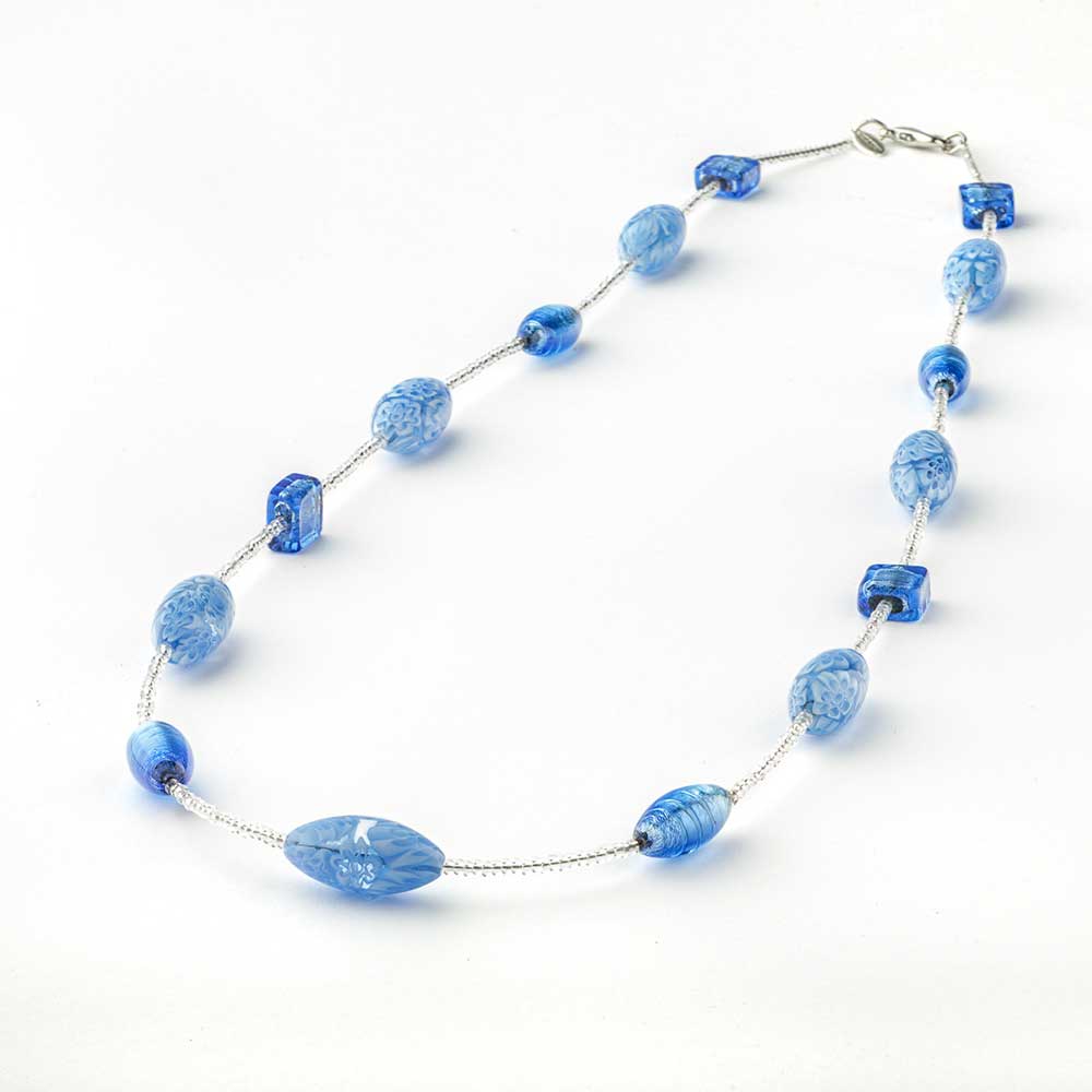 Ercole-Moretti-Venetian-Decollete-collection-collana-in-perle-in-vetro-di-Murano-pearl-glass-necklace-Radiant-Alien-202313_80_B_1.jpg Collana Radiant Alien blu 80 cm - immagine 1