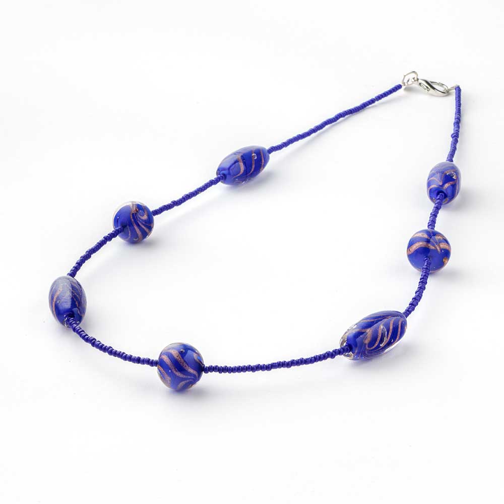 Ercole-Moretti-Venetian-Decollete-collection-collana-in-perle-in-vetro-di-Murano-pearl-glass-necklace-Soft-Marble-202419_65_5_1.jpg Collana Soft Marble blu 65 cm - immagine 1